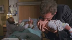 Доктор Хаус 2 сезон 22 серія