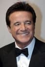 Christian De Sica isColonnello Lombardi