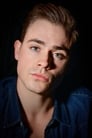 Dacre Montgomery isSteve Binder