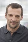 Mathieu Kassovitz isNino Quincampoix