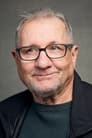 Ed O'Neill isDetective Paulie Sellitto