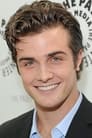 Beau Mirchoff isGordon Lambert