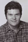 Fred Willard isGary