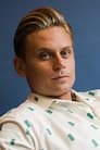 Billy Magnussen isRey 'The King' Kingston