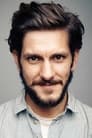 Mathew Baynton isFicklegruber