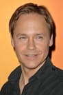 Chad Lowe isPhilip Fielder