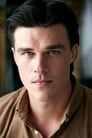 Finn Wittrock isSteve