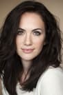 Kate Siegel isJenn