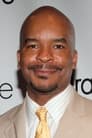 David Alan Grier isCarl Bentley