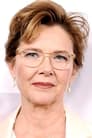 Annette Bening isNic