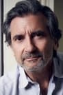 Griffin Dunne isDr. Vass