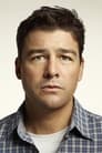 Kyle Chandler isBruce Baxter