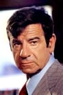 Walter Matthau isOscar Madison