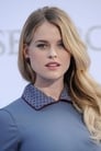 Alice Eve isEmily Hamilton