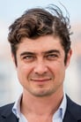 Riccardo Scamarcio isPietro