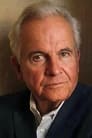 Ian Holm isCapitaine Phillippe D'Arnot