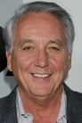 Bob Gunton isBurton Quinn