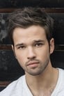 Nathan Kress isFreddie Benson