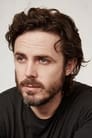 Casey Affleck isTom Cooper