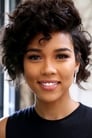 Alexandra Shipp isOroro Munroe / Storm