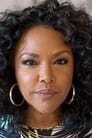 Lynn Whitfield isThelma Cleland