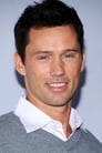 Jeffrey Donovan isSteve Forsing