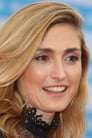 Julie Gayet isCatherine