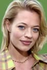 Jeri Ryan isSeven of Nine